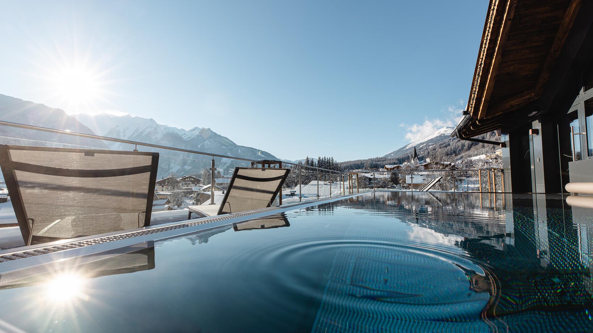 wellness mit Panorama Pool Salzburg